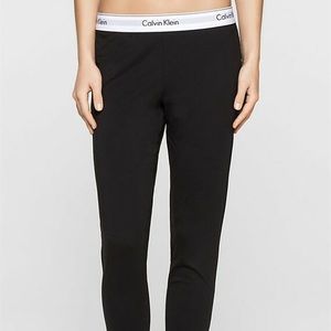 Maroon Calvin Klein lounge pant